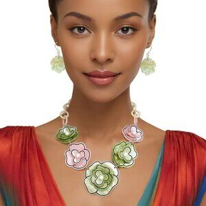 Regal Bloom: 3D Pink & Green Outlined Flower Collar Necklace